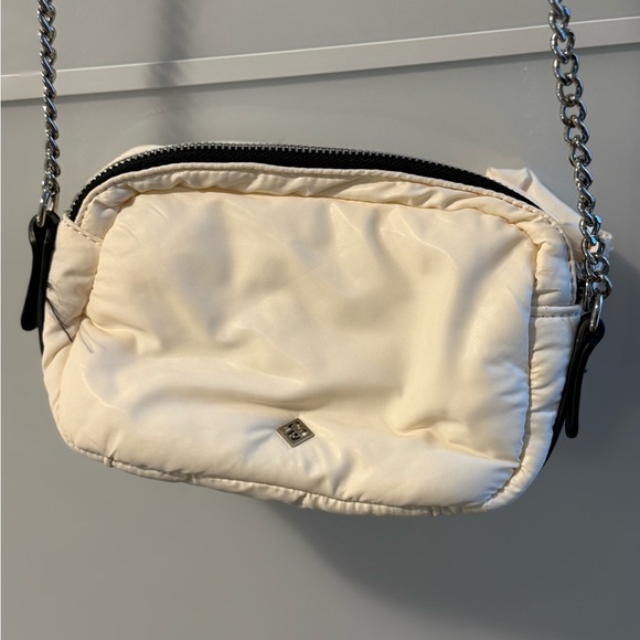 Cream Quilted Crossbody Bag - Picture 3 of 6